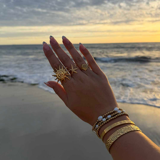 Ari Adjustable Ring