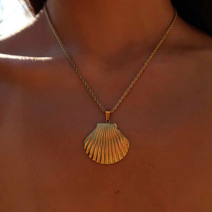 Omni Shell Necklace